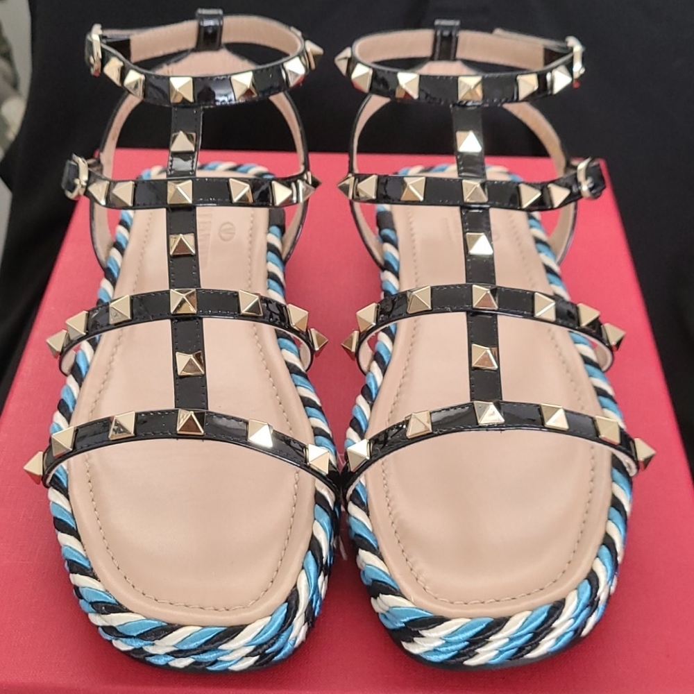 Valentino rockstud torchon sandals size 36